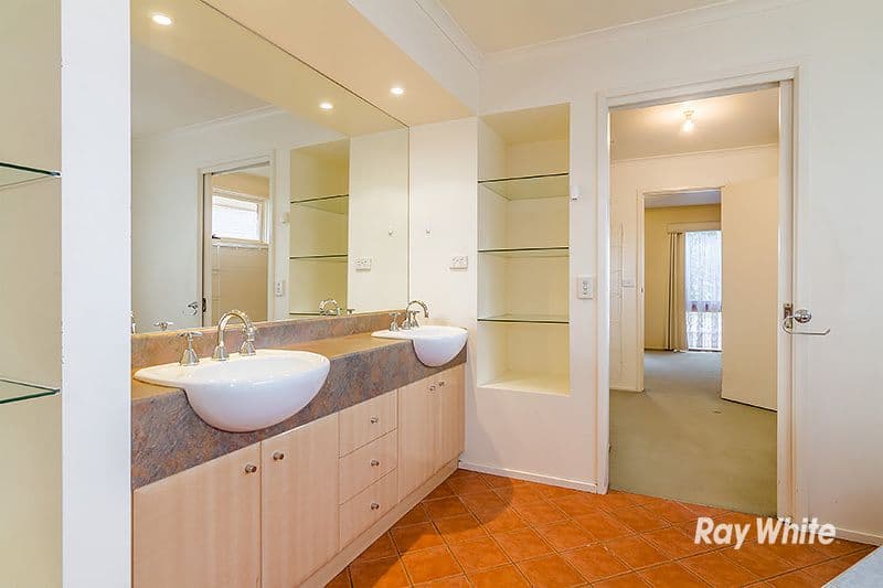 6 Rimfire Crescent, Cranbourne VIC 3977, Cranbourne - Thumbnail 8