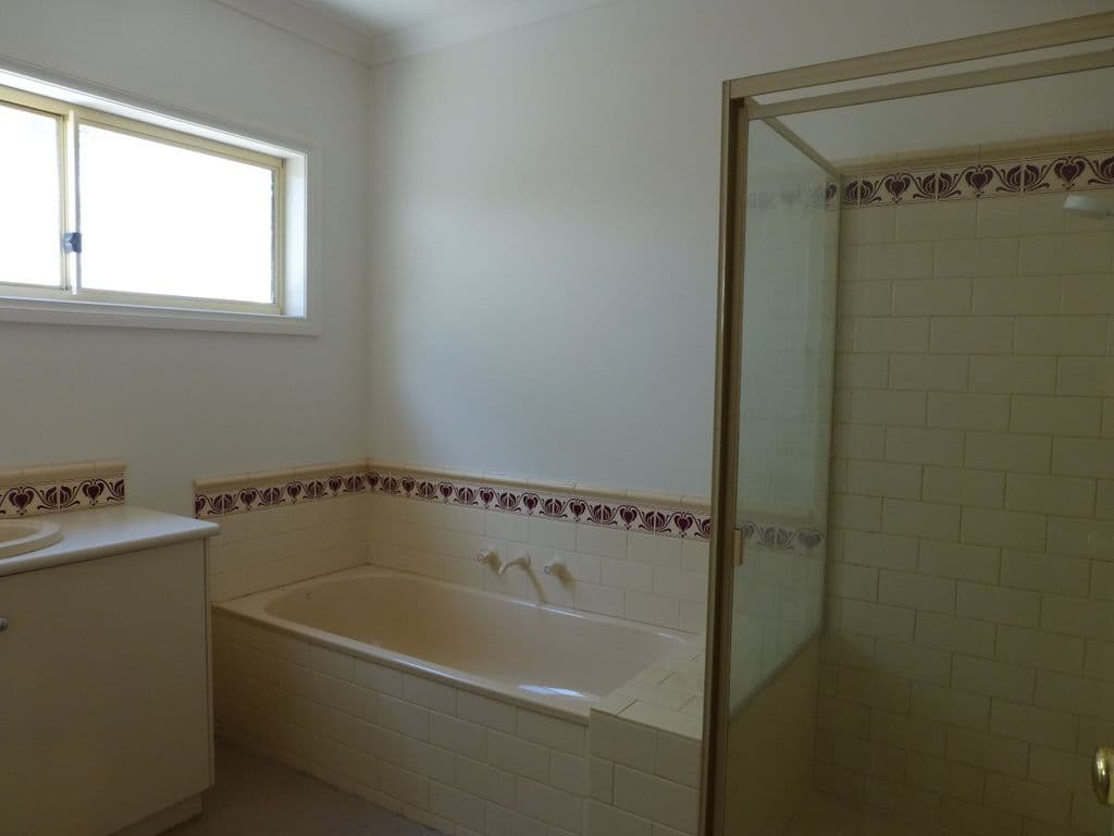 63 Landsborough Street, ECHUCA VIC 3564, Echuca - Thumbnail 6