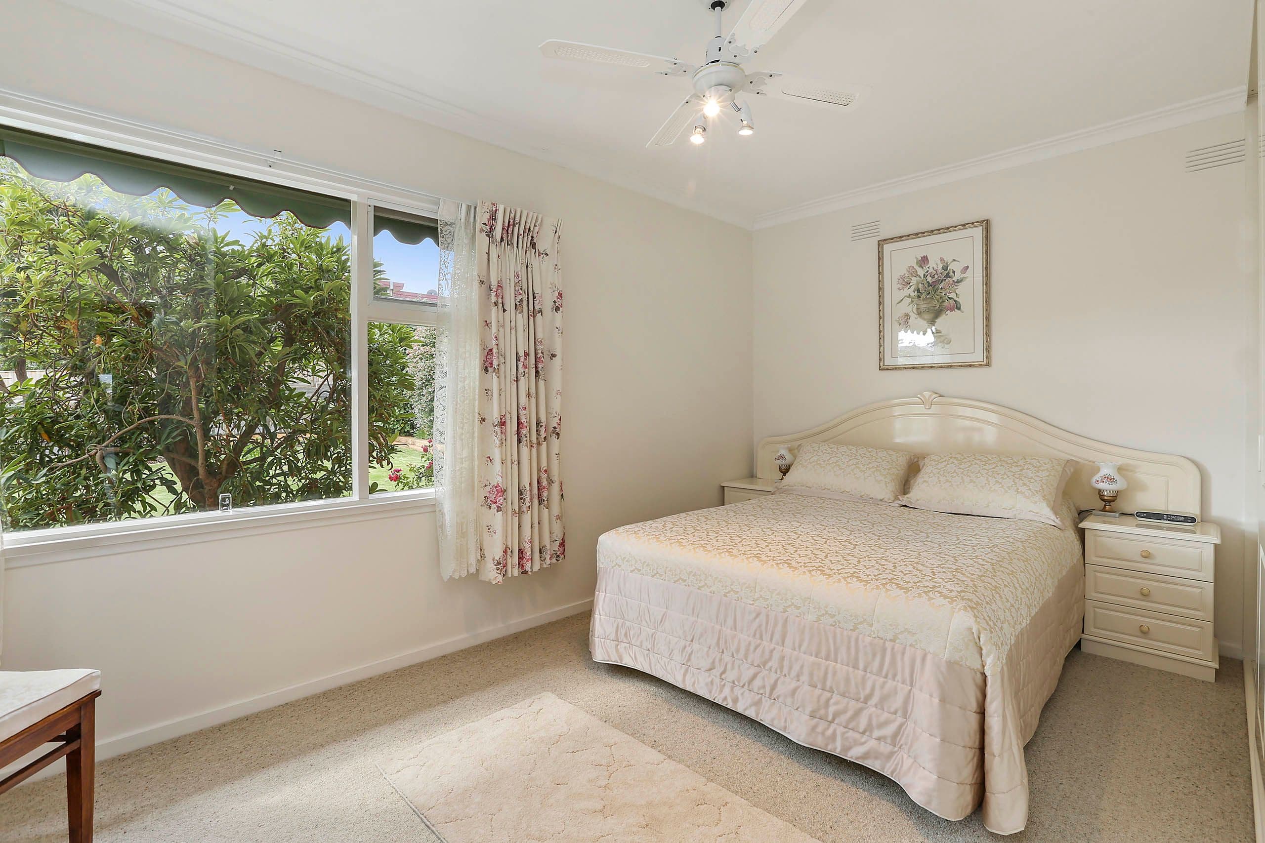 21 Ballater Avenue, Newtown VIC 3220, Newtown - Thumbnail 5