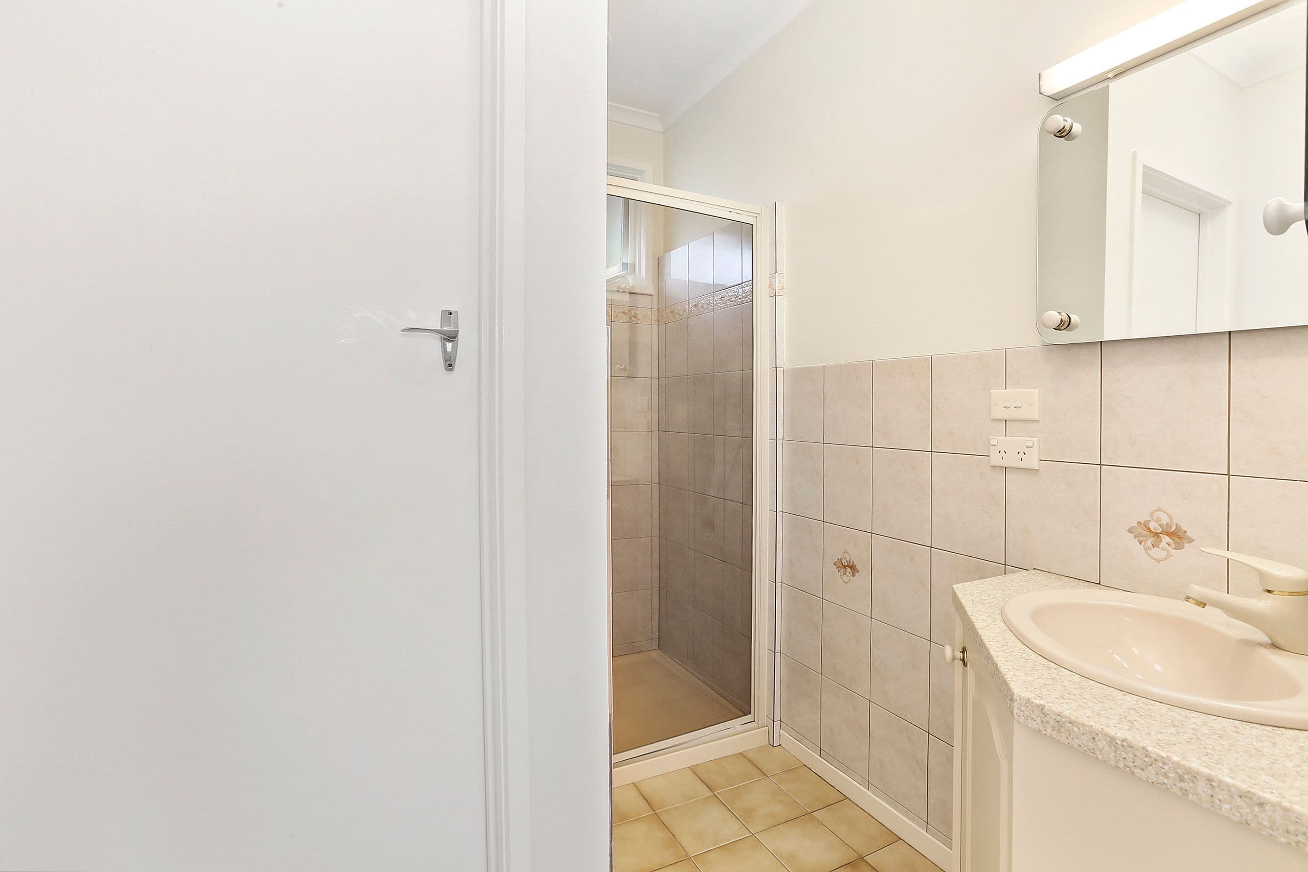 21 Ballater Avenue, Newtown VIC 3220, Newtown - Thumbnail 8