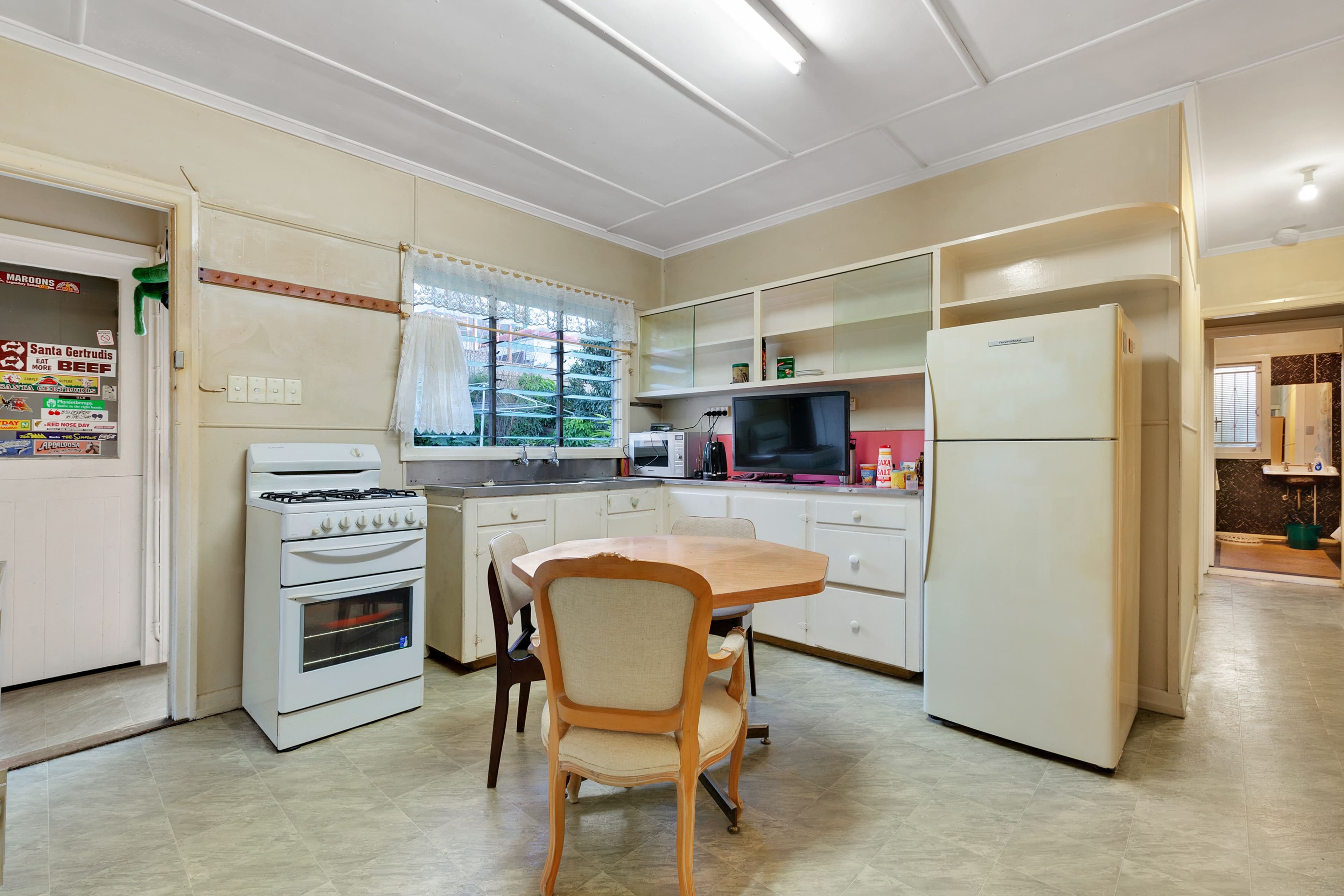 17 Yates Avenue, Ashgrove QLD 4060, Ashgrove - Thumbnail 7