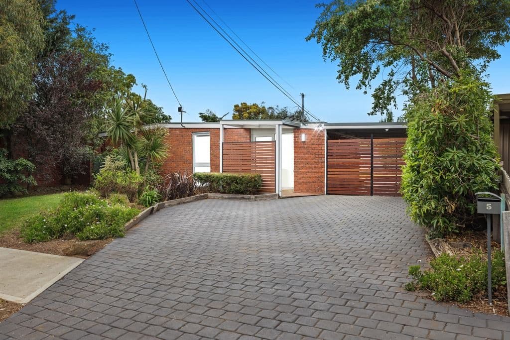 5 Ridge Drive, Wyndham Vale VIC 3024, Wyndham Vale - Thumbnail 2