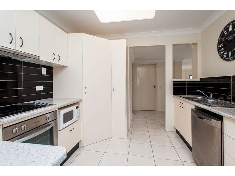 14 Frinton Street, WISHART QLD 4122, Wishart - Thumbnail 7