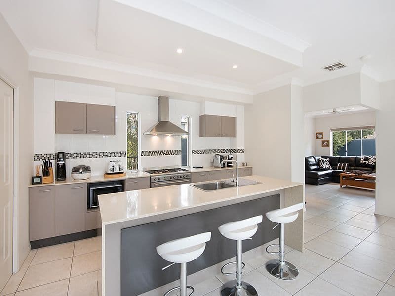 8 Armour Close, NORTH LAKES QLD 4509, North Lakes - Thumbnail 4