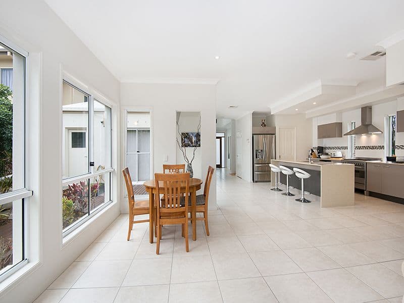 8 Armour Close, NORTH LAKES QLD 4509, North Lakes - Thumbnail 5