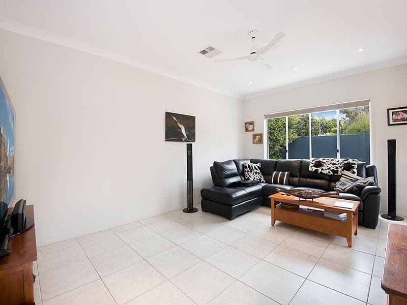 8 Armour Close, NORTH LAKES QLD 4509, North Lakes - Thumbnail 6