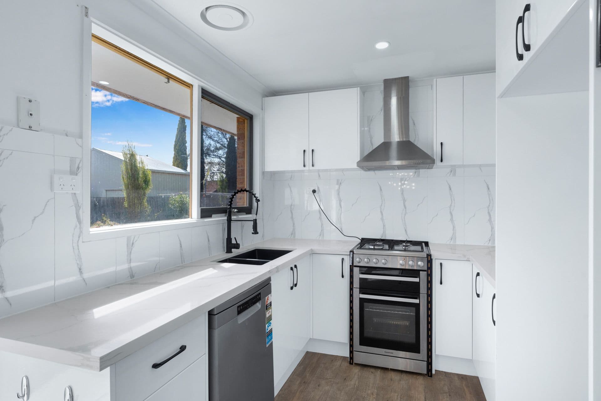 9 Arundel Court, Hoppers Crossing VIC 3029, Hoppers Crossing - Thumbnail 2