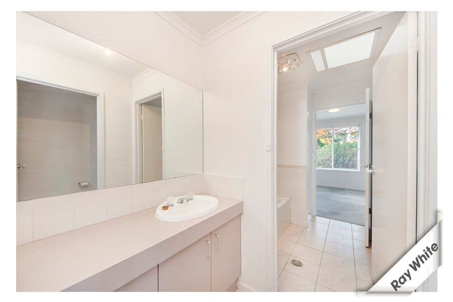 54 Ashcroft Crescent, MONASH ACT 2904, Monash - Thumbnail 4