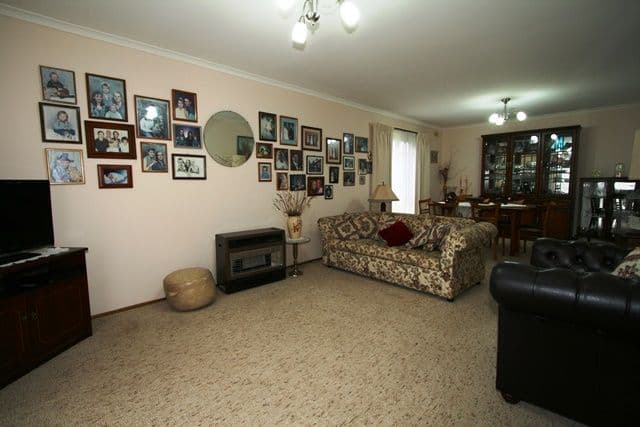 40 McKenzie Road, COWES VIC 3922, Cowes - Thumbnail 6