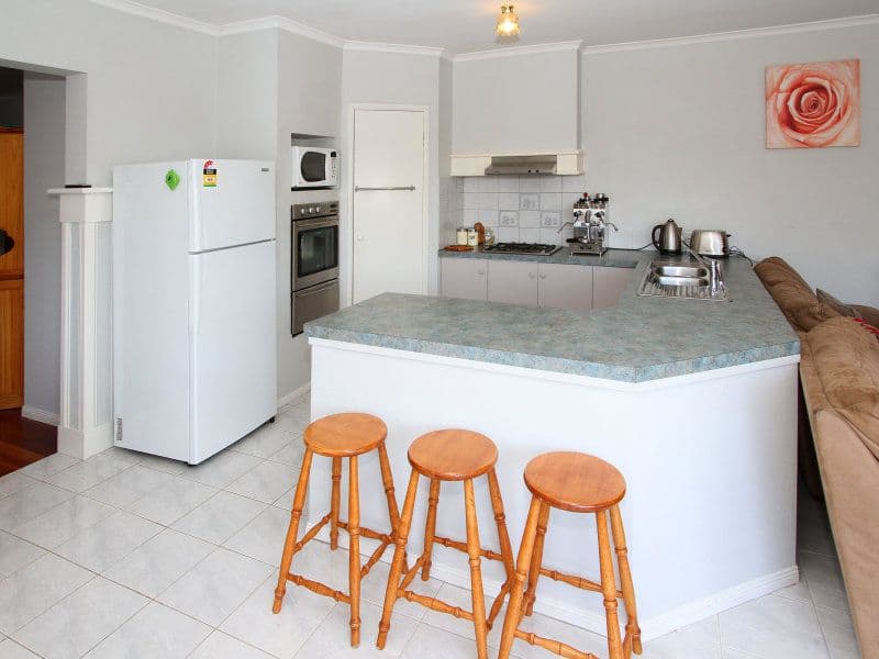 26 Halsey Street, RESERVOIR VIC 3073, Reservoir - Thumbnail 2