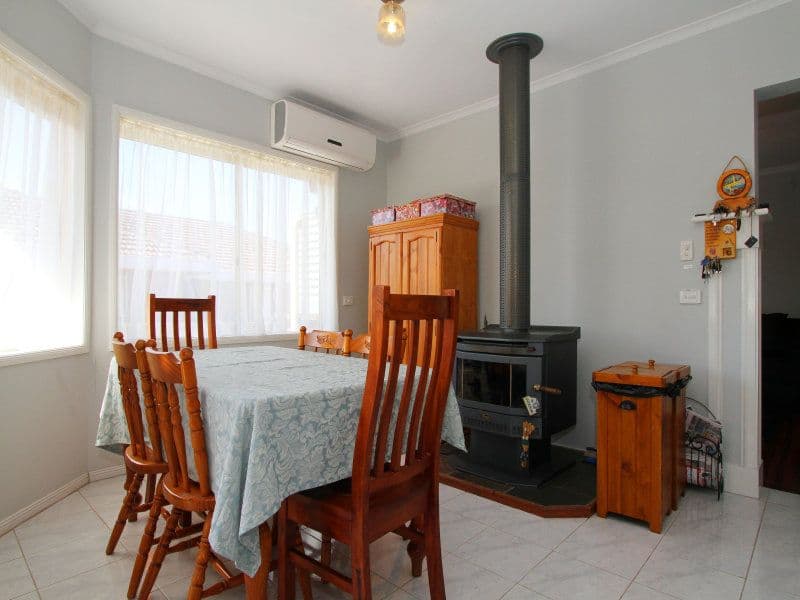 26 Halsey Street, RESERVOIR VIC 3073, Reservoir - Thumbnail 3