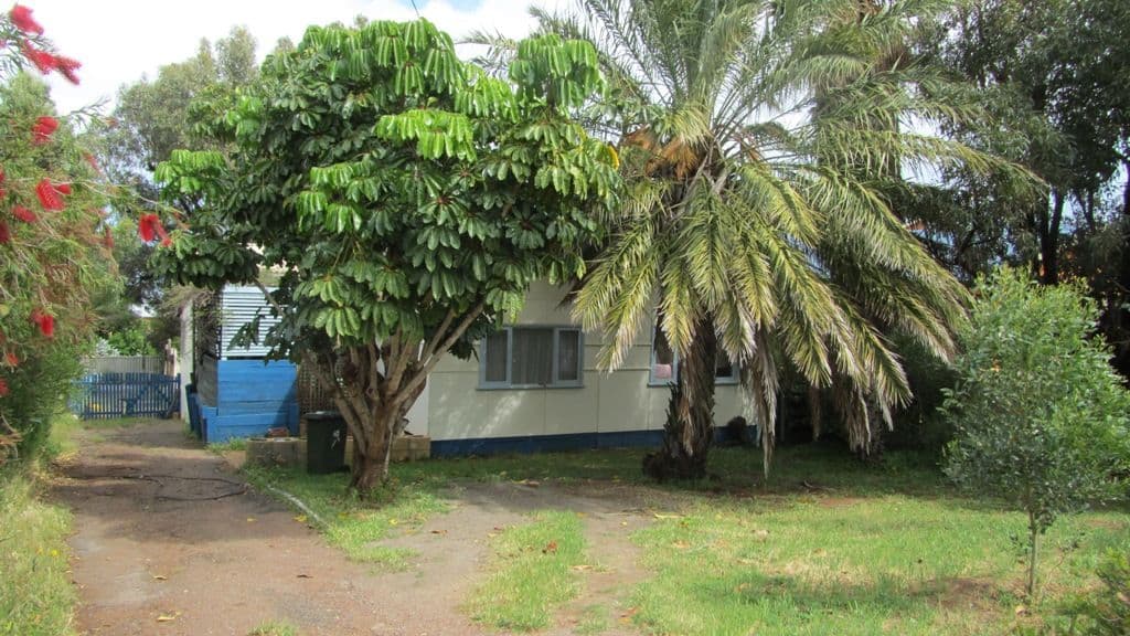 3 Malcolm Street, BLUFF POINT WA 6530, Bluff Point - Thumbnail 2
