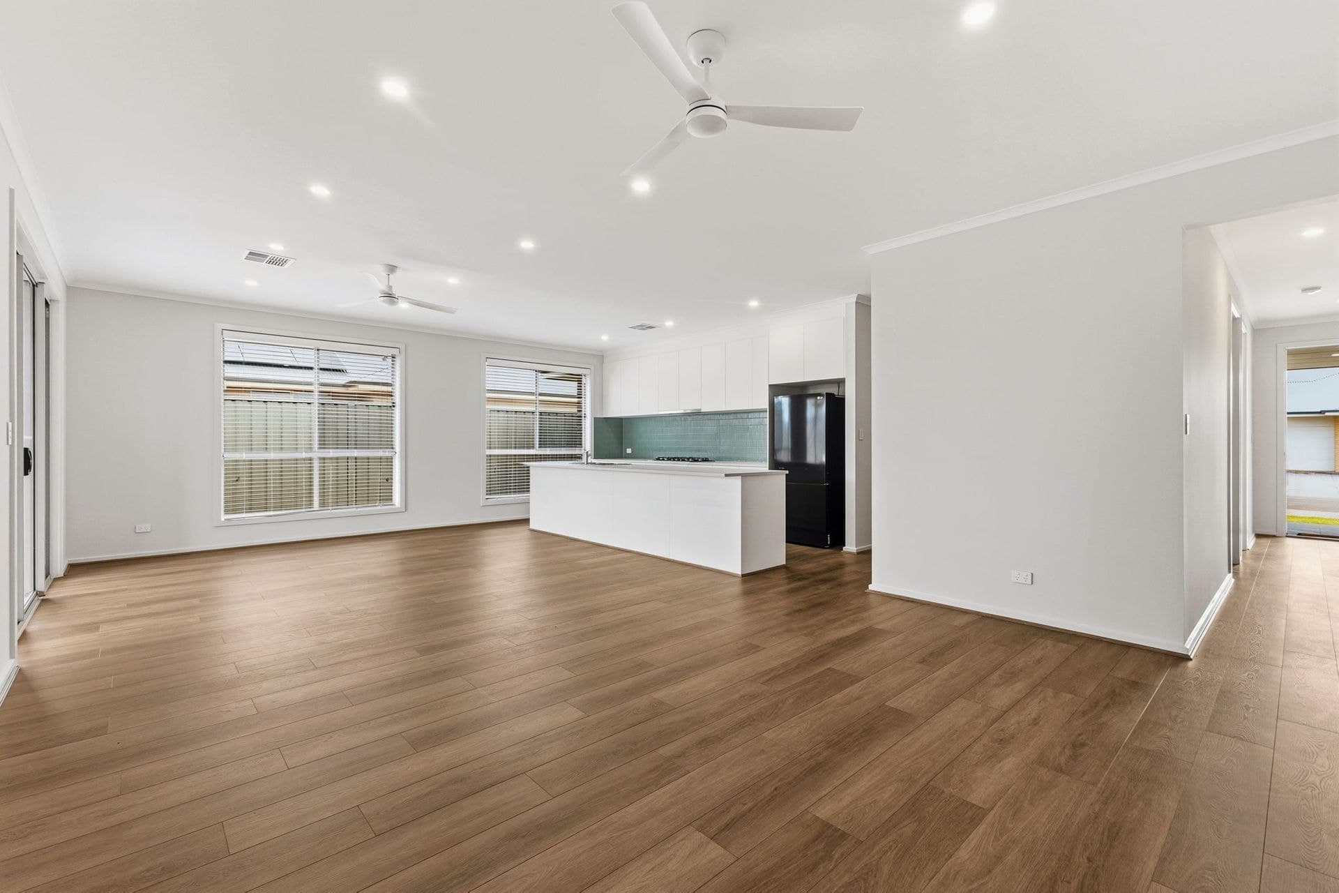 2/1568 Main North Road, Salisbury South, SA, 5106, Two Wells - Thumbnail 3