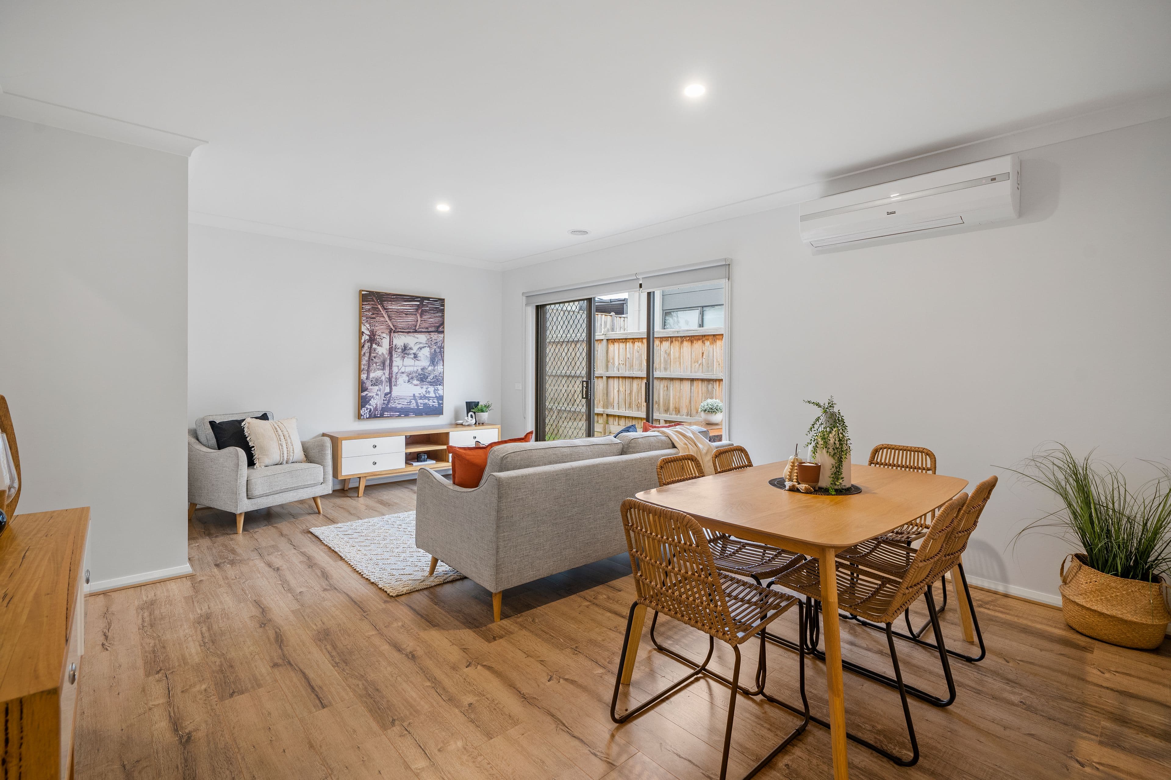 8 Shawshank Avenue, Clyde VIC 3978, Clyde - Thumbnail 5