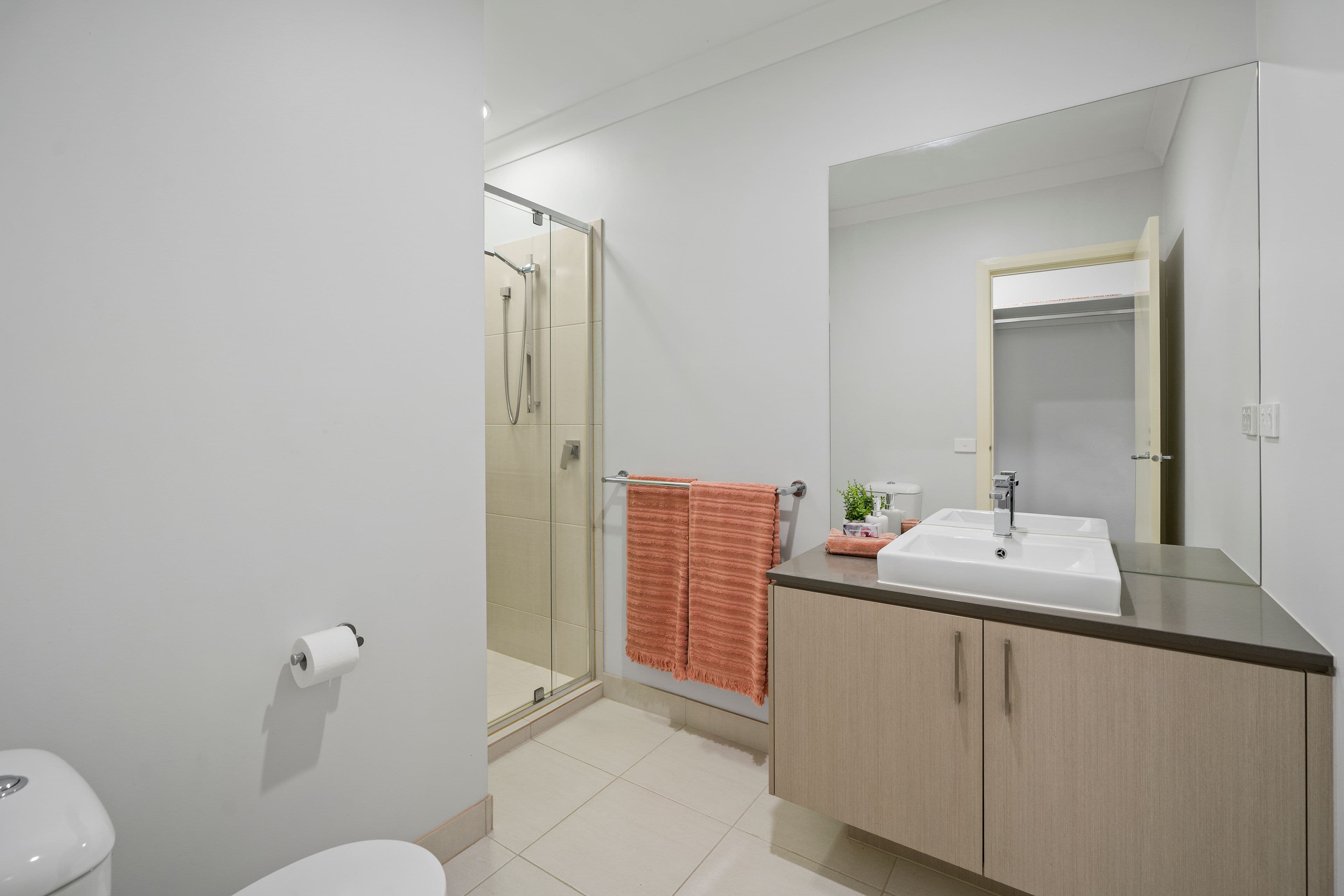 8 Shawshank Avenue, Clyde VIC 3978, Clyde - Thumbnail 7