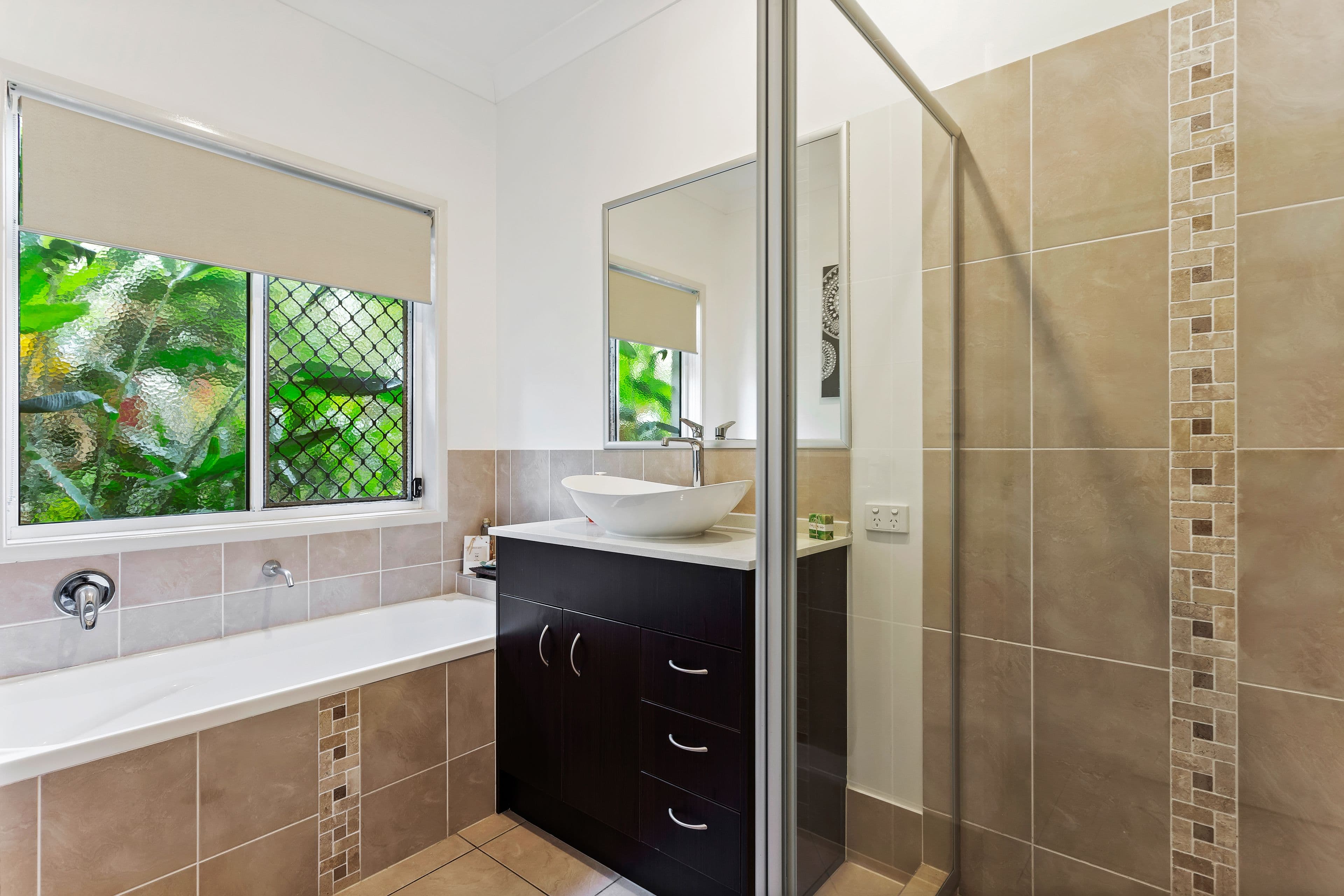 13 Eyre Place, Caloundra West QLD 4551, Caloundra West - Thumbnail 5