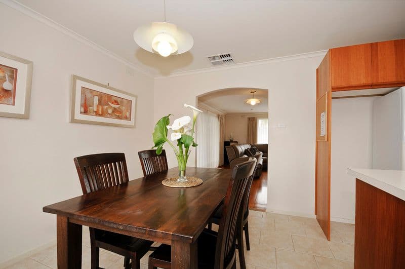 15 Wallace Way, MOOROOLBARK VIC 3138, Mooroolbark - Thumbnail 4