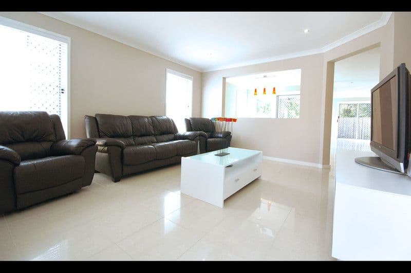 5 Figtree Place, WAKERLEY QLD 4154, Wakerley - Thumbnail 5