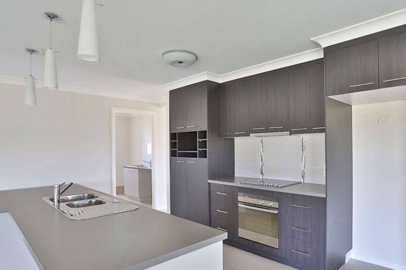 13 Goshawk Drive, Highfields QLD 4352, Highfields - Thumbnail 3