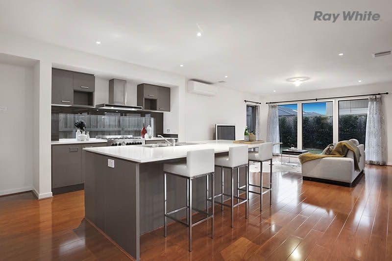 62 Penshurst Avenue, Point Cook VIC 3030, Point Cook - Thumbnail 3