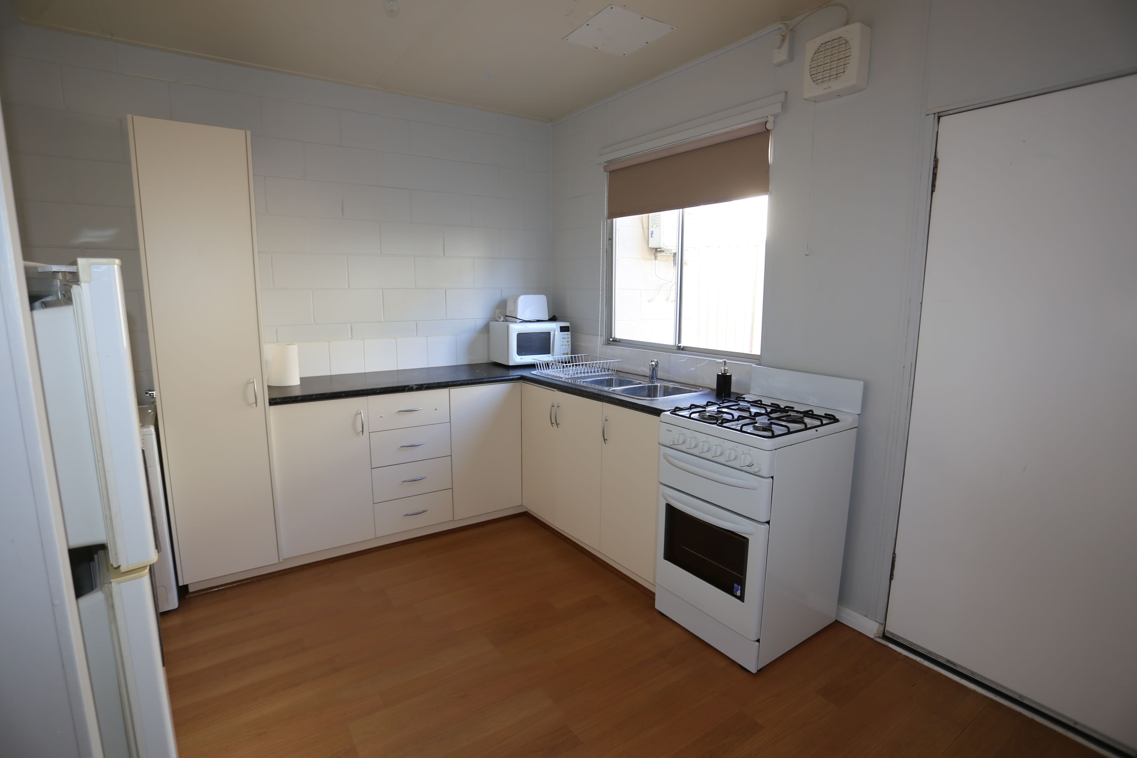 1C Doolette Street, Kambalda East WA 6442, Kambalda East - Thumbnail 3