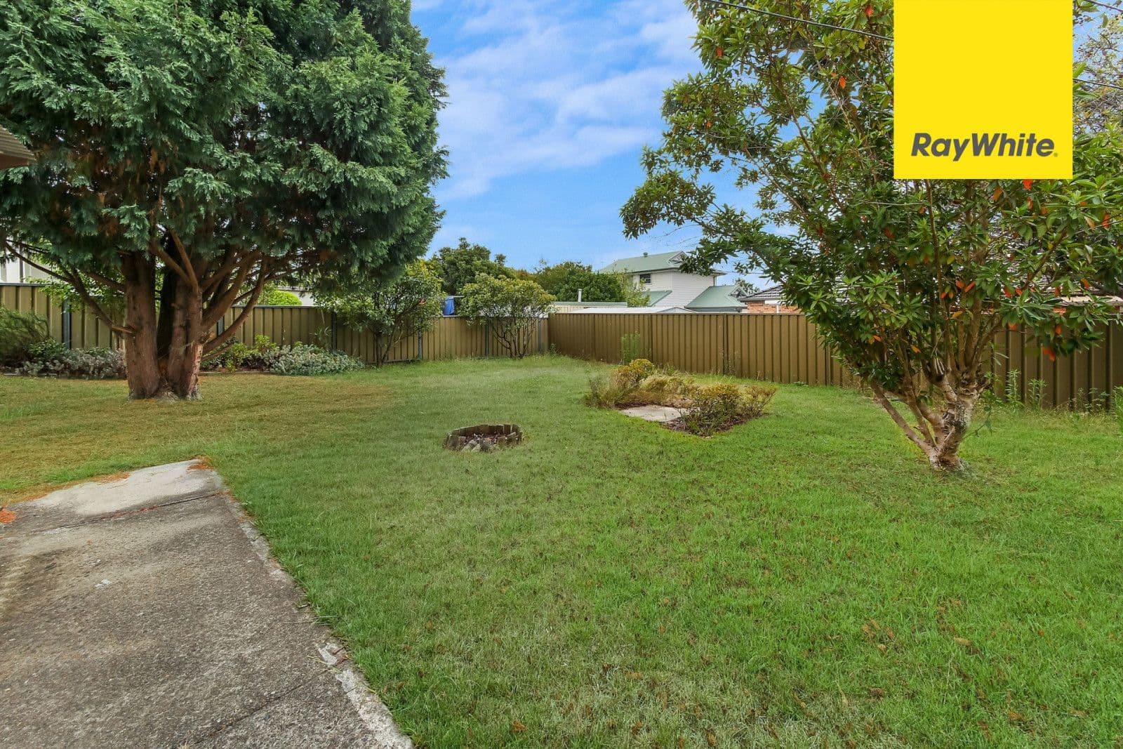 861 Forest Road, Lugarno - Thumbnail 2