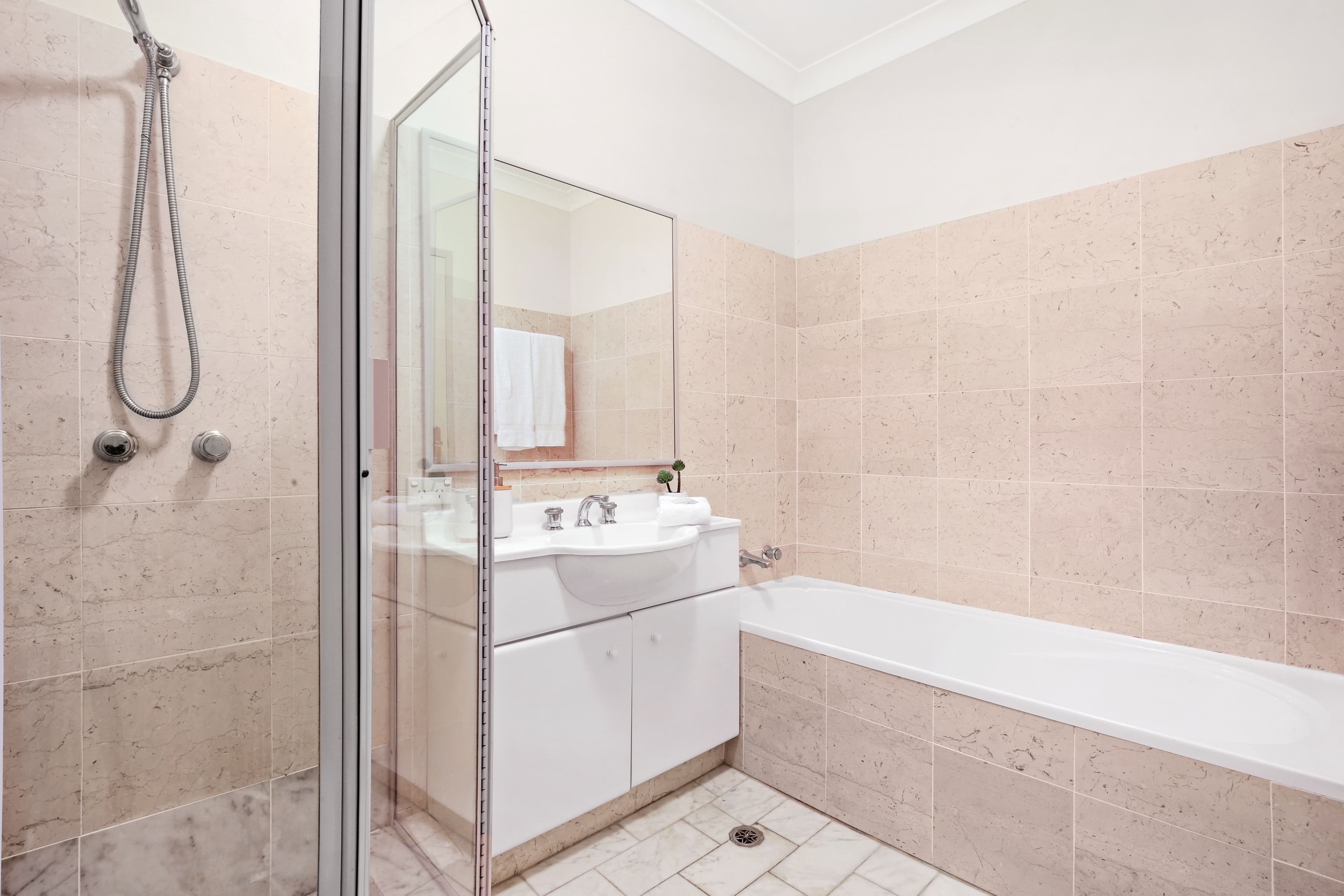 8 Robert Street, Artarmon NSW 2064, Artarmon - Thumbnail 7