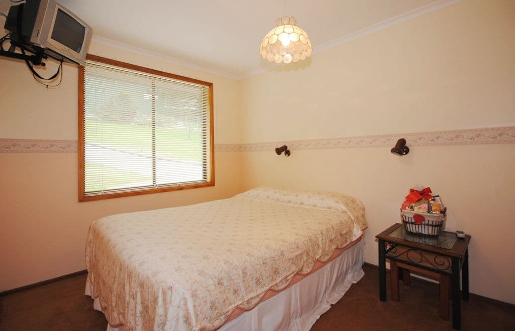 144 Swanwick Drive, COLES BAY TAS 7215, Coles Bay - Thumbnail 5