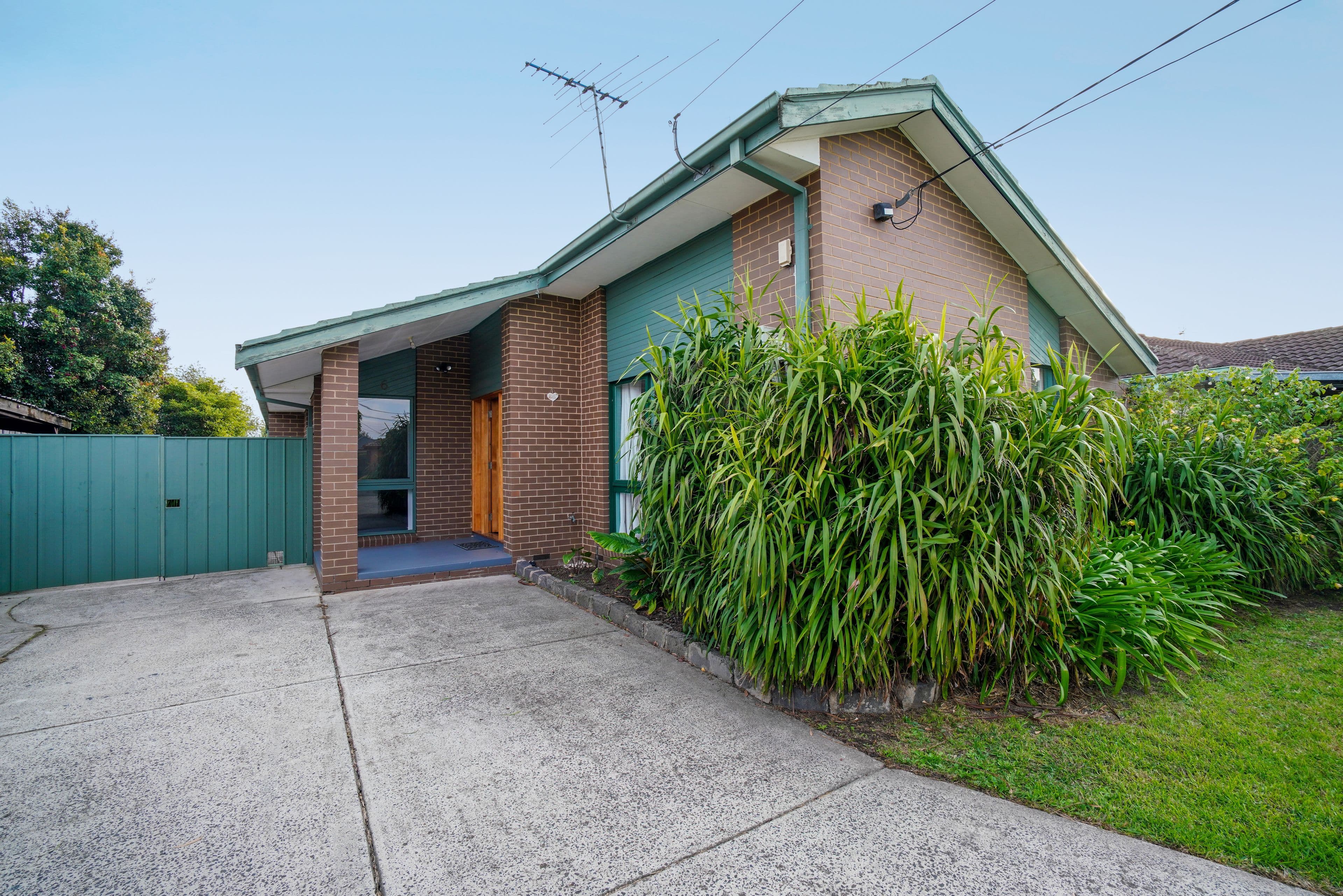 6 Titus Court, Reservoir VIC 3073, Reservoir - Image 1