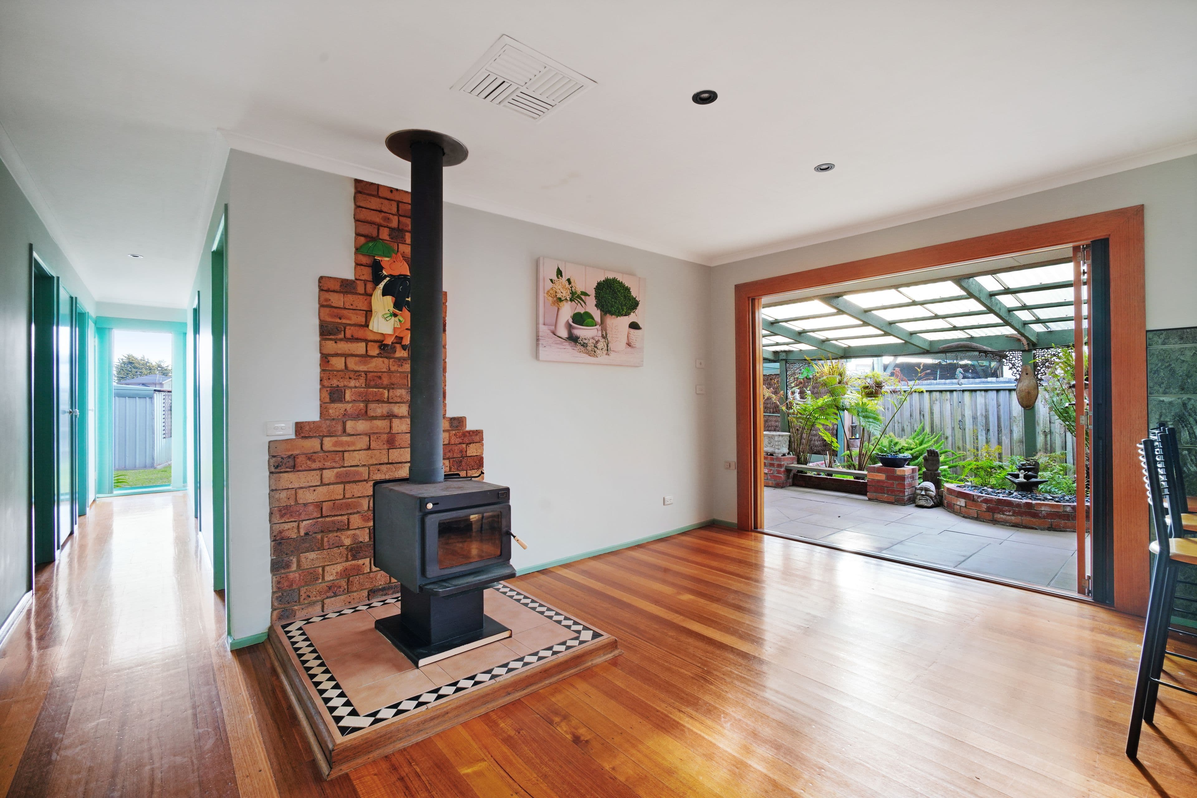 6 Titus Court, Reservoir VIC 3073, Reservoir - Thumbnail 5
