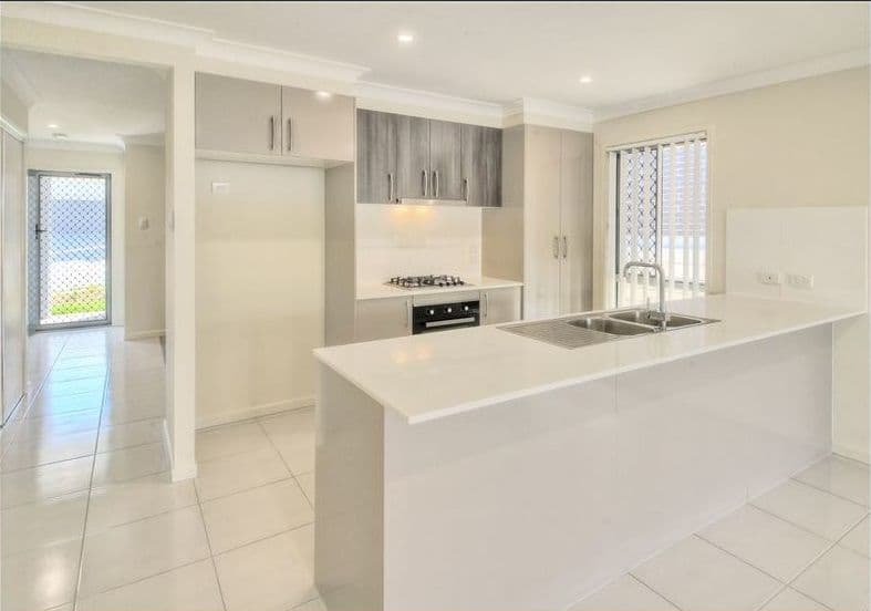 5 Madeira Street, Springfield Lakes QLD 4300, Springfield Lakes - Thumbnail 3