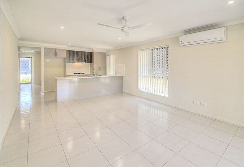 5 Madeira Street, Springfield Lakes QLD 4300, Springfield Lakes - Thumbnail 4
