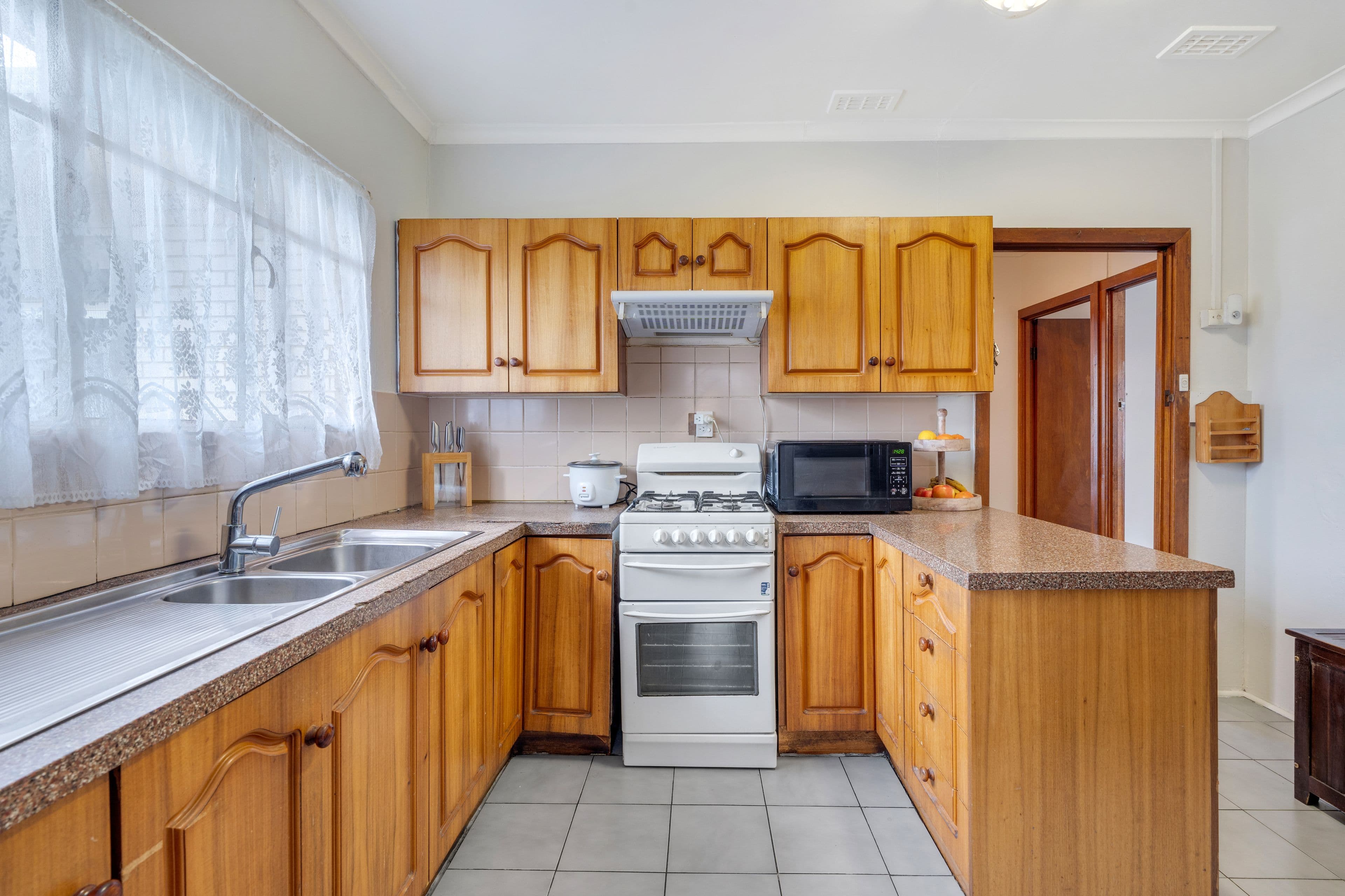 50 Lahinch Street, Broadmeadows VIC 3047, Broadmeadows - Thumbnail 5