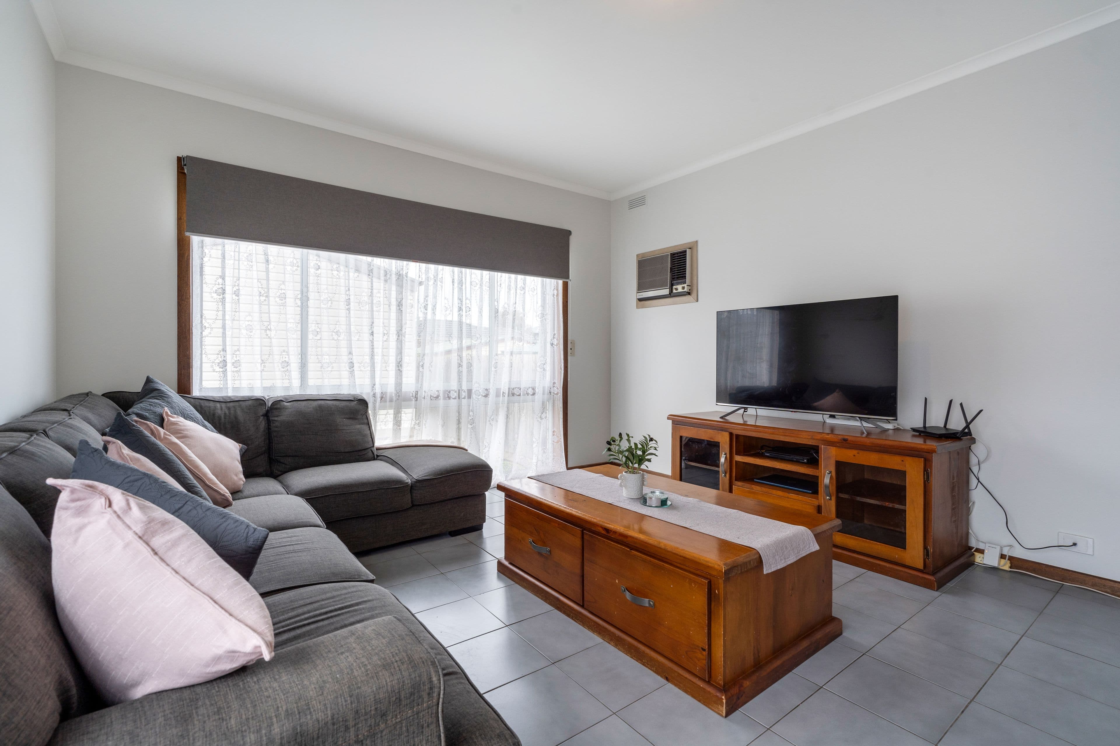 50 Lahinch Street, Broadmeadows VIC 3047, Broadmeadows - Thumbnail 7