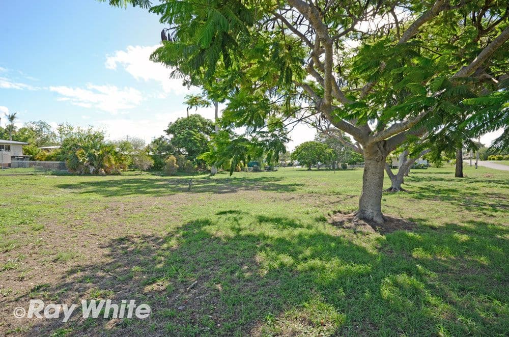 17 Granville Street, Biloela QLD 4715, Biloela - Thumbnail 2
