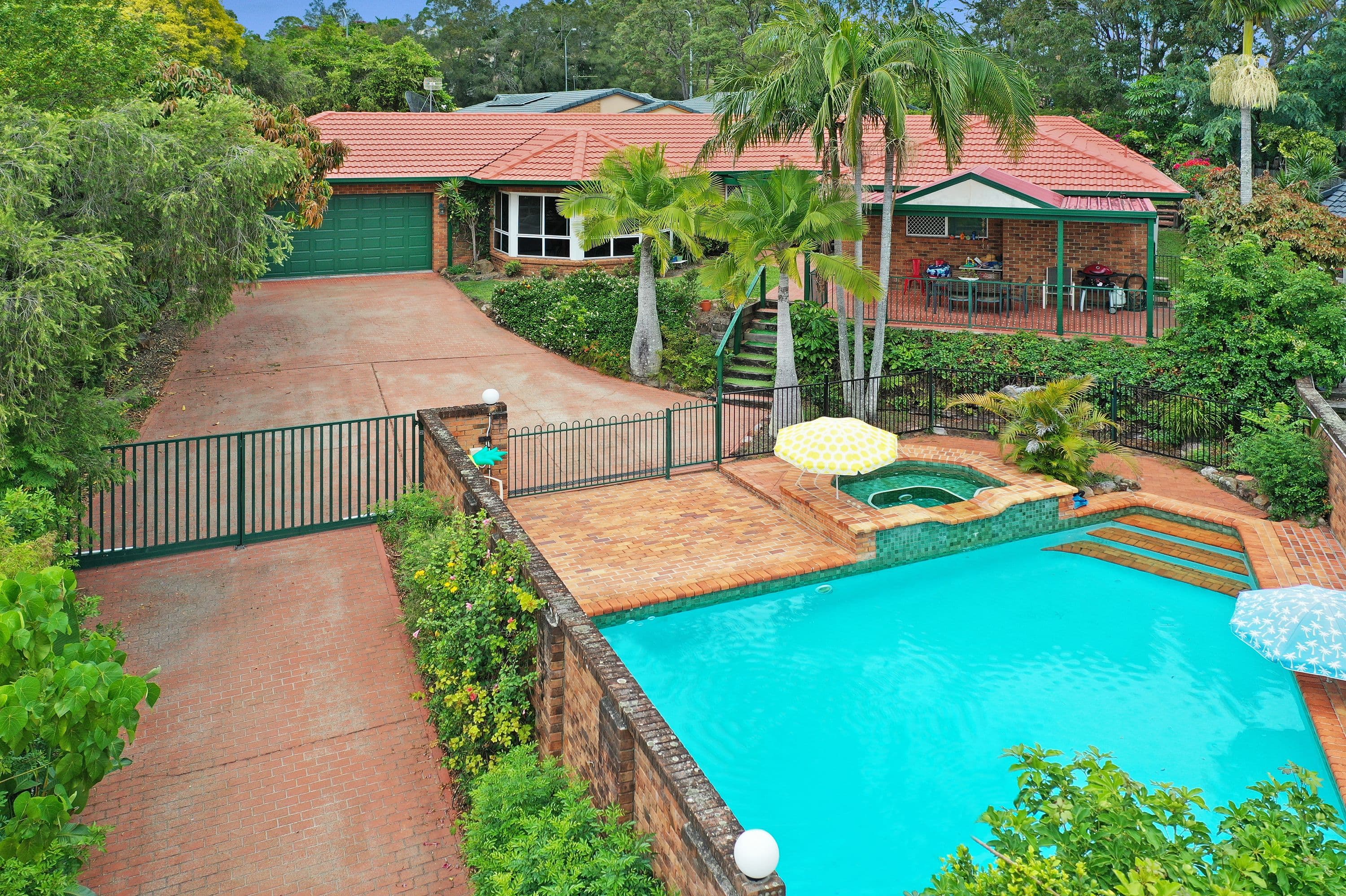 16 Glen Iris Place, Robina QLD 4226, Robina - Image 1