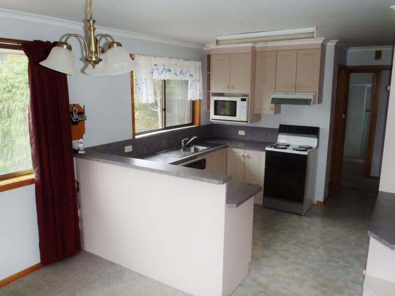 19 Amanda Court, BURNIE TAS 7320, Burnie - Thumbnail 2