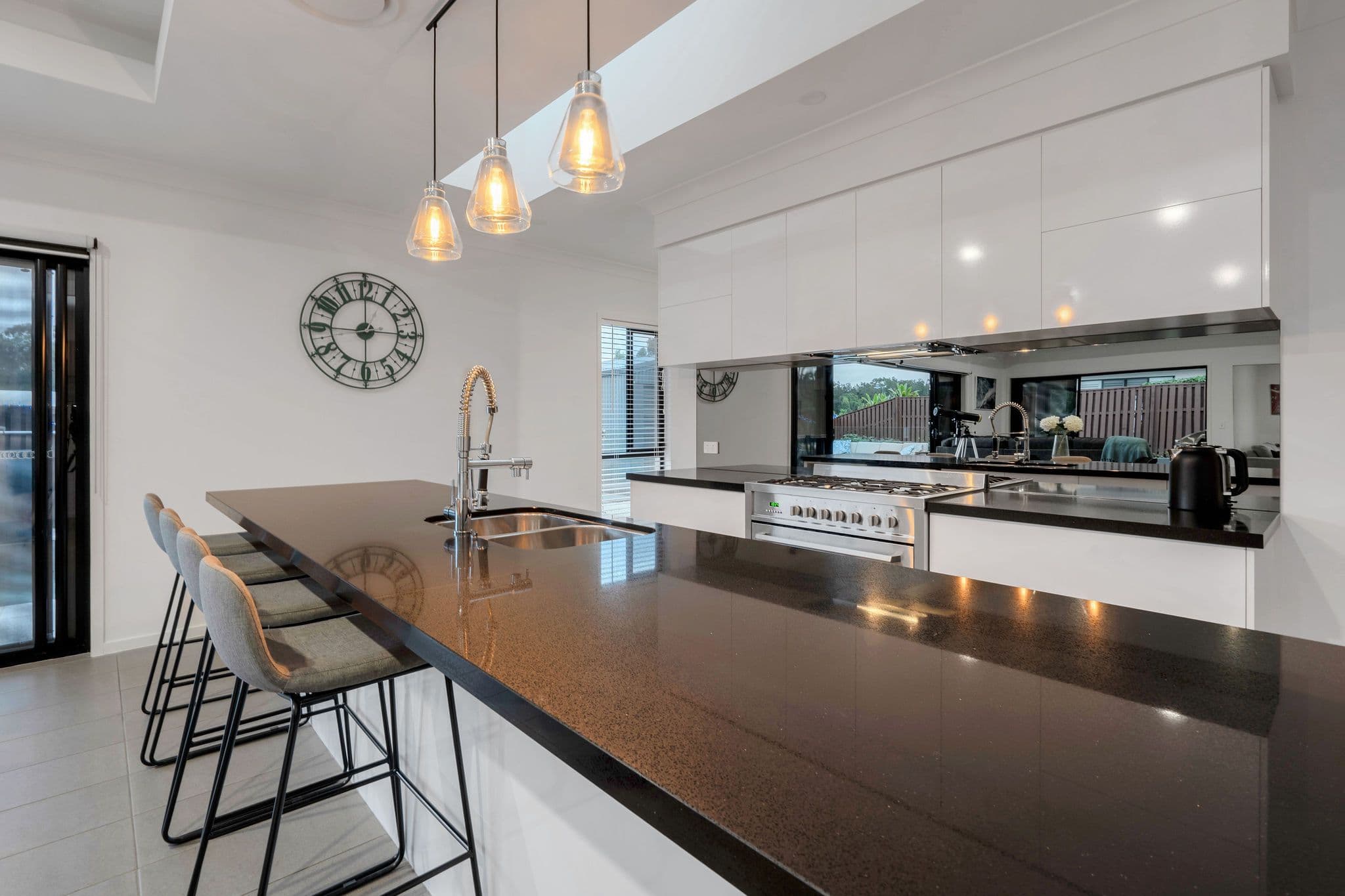 21 Rosebank Road, Corndale - Thumbnail 2