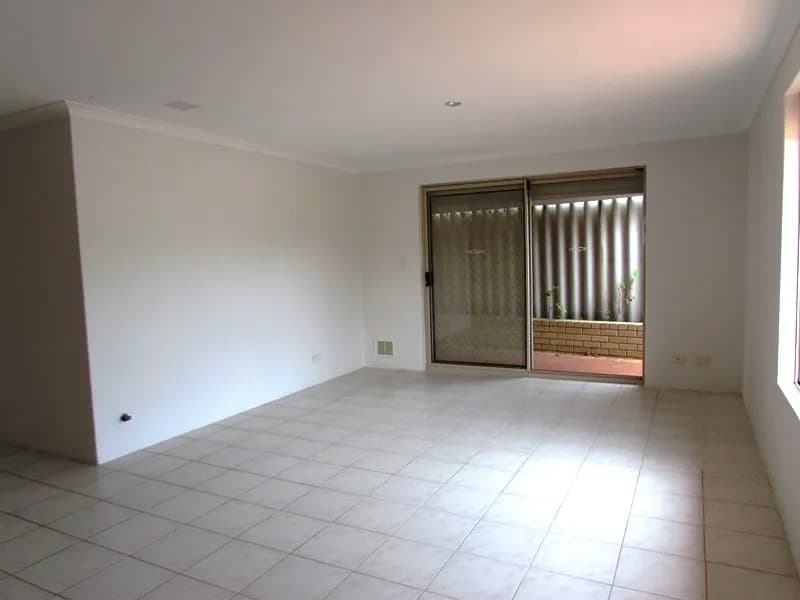 81 Ronsard Drive, San Remo, WA, 6210, San Remo - Thumbnail 4