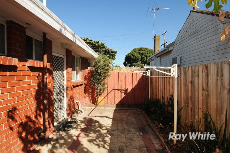 64-66 Orwil Street, Frankston VIC 3199, Frankston - Thumbnail 7