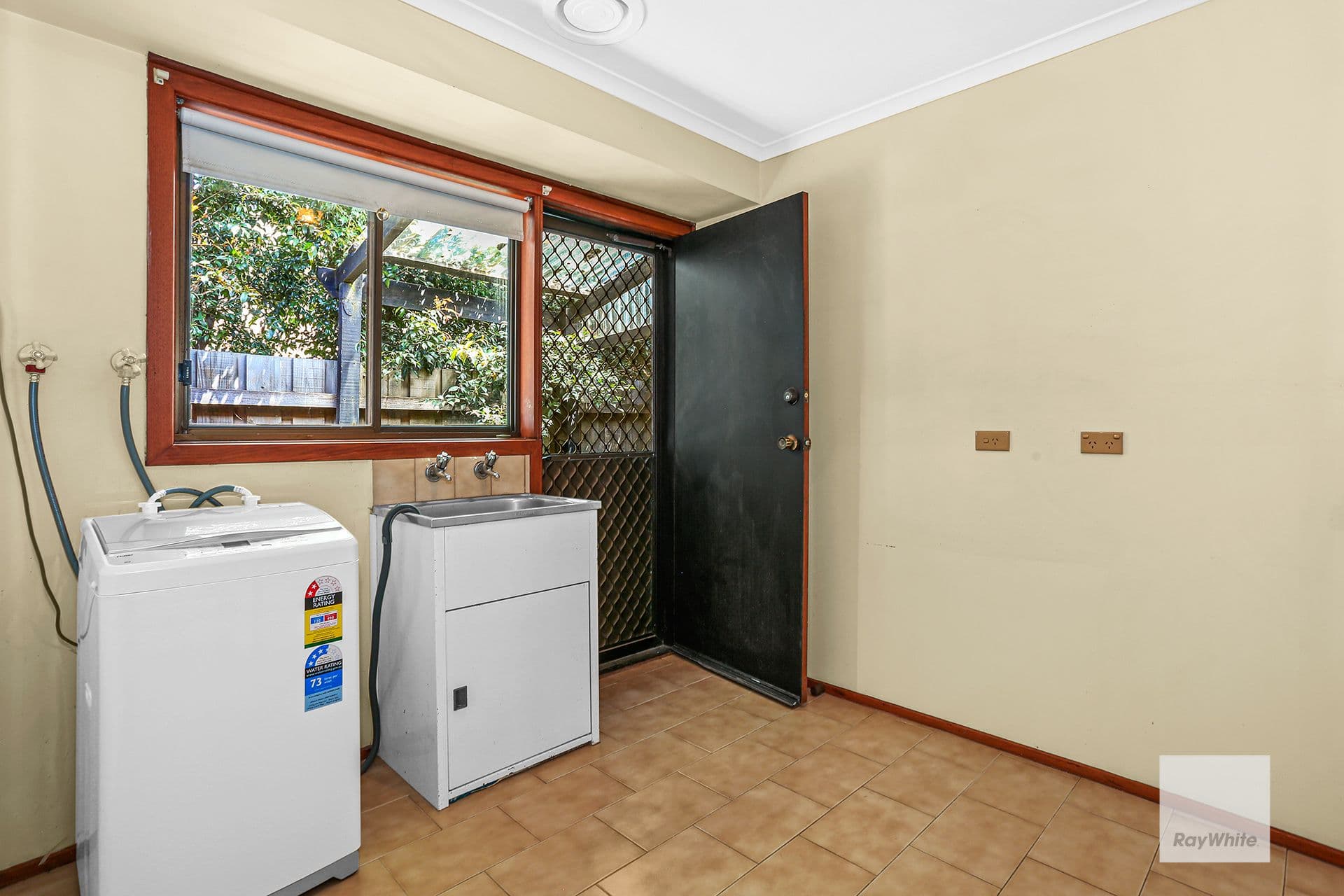 70 Victoria Street, Altona Meadows VIC 3028, Altona Meadows - Thumbnail 7