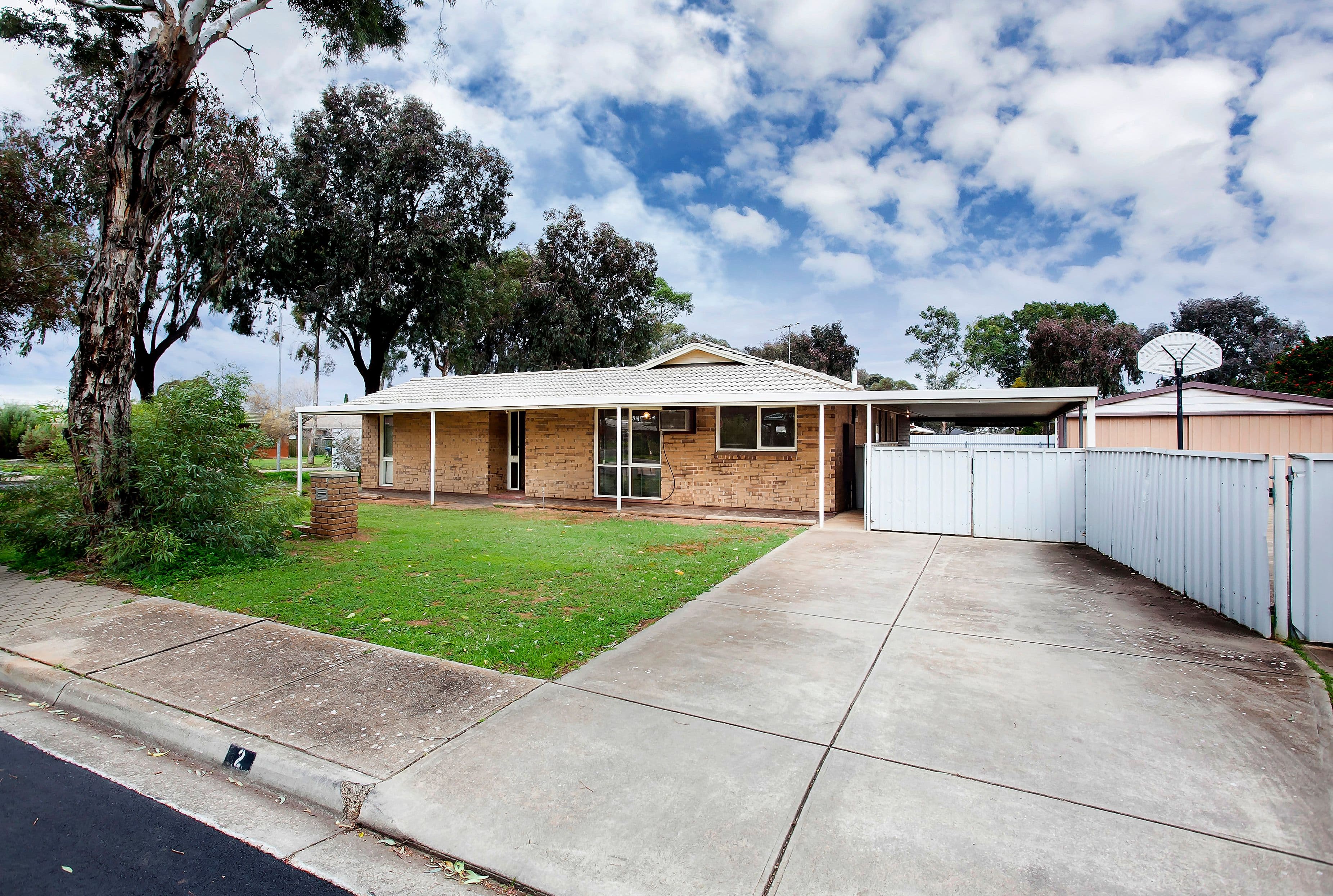2 Redwood Drive, Parafield Gardens SA 5107, Parafield Gardens - Thumbnail 2