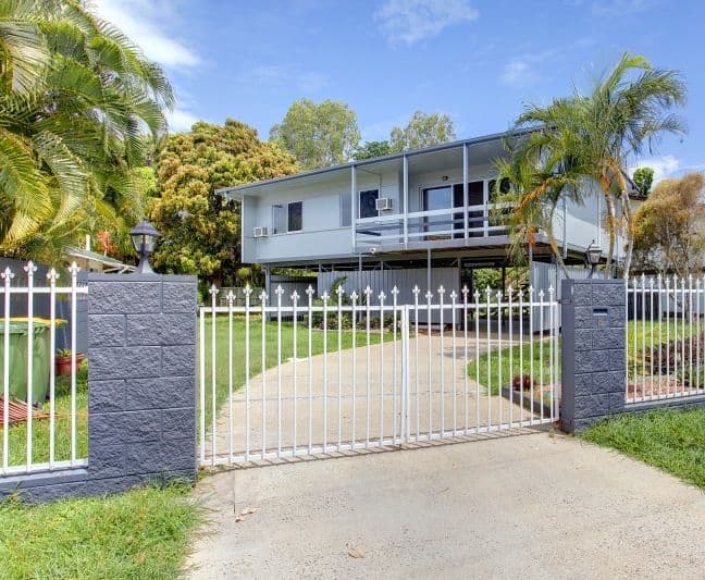 8 Windsor Street, HERMIT PARK QLD 4812, Hermit Park - Image 1
