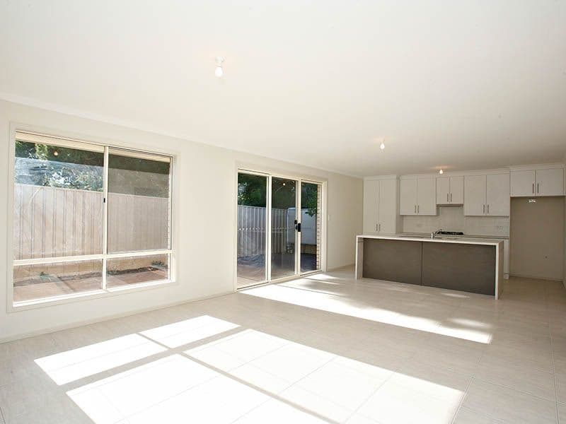 30 Archerfield Avenue, CHRISTIES BEACH SA 5165, Christies Beach - Thumbnail 3