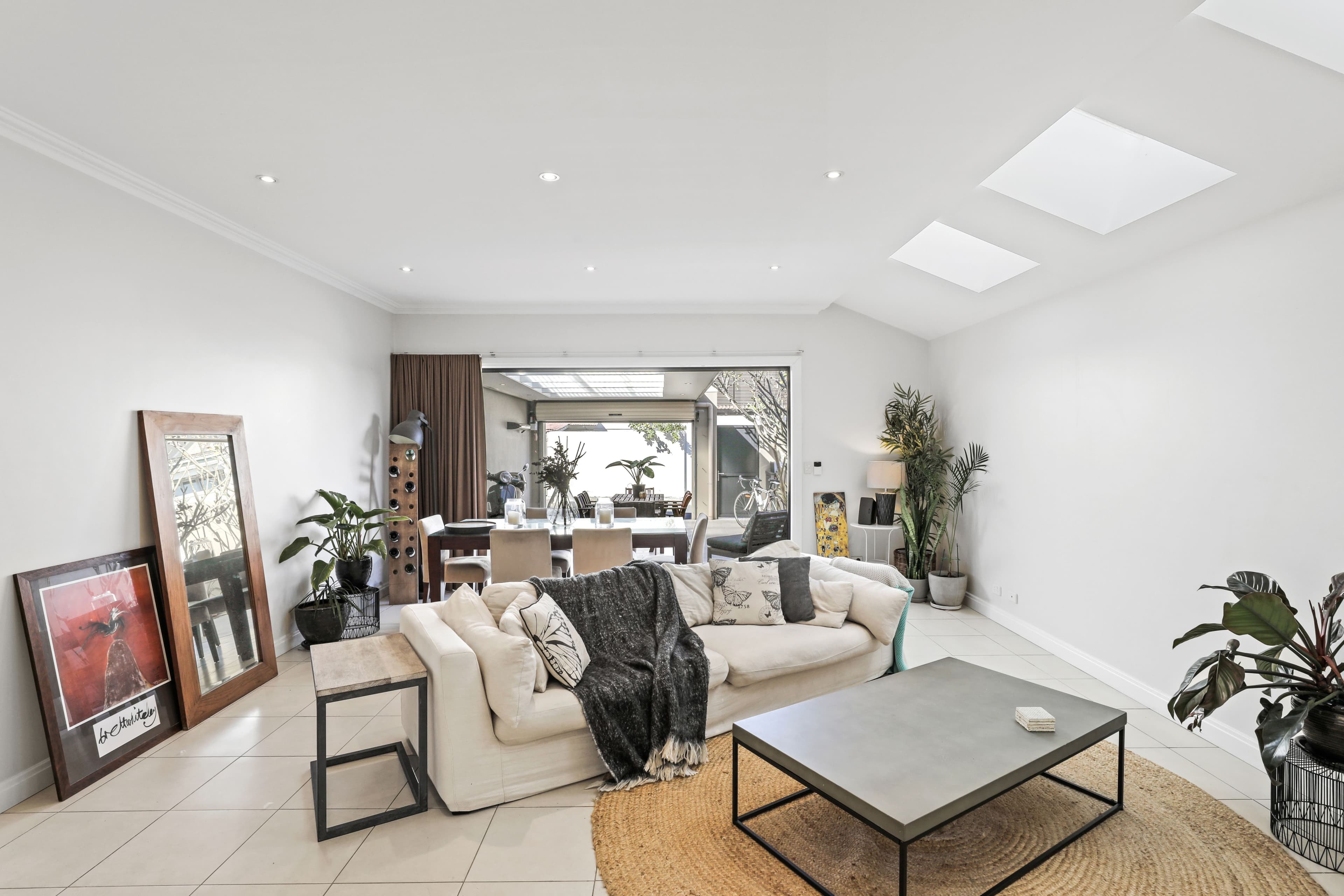 6 Dibbs Street, Alexandria - Thumbnail 2