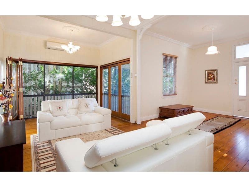 28 Neville Street, KANGAROO POINT QLD 4169, Kangaroo Point - Thumbnail 2