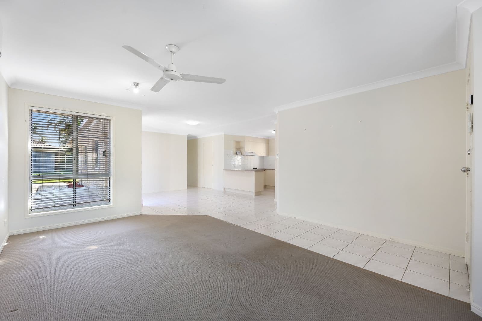 15 Whiteley Chase, Parkwood QLD 4214, Parkwood - Thumbnail 2