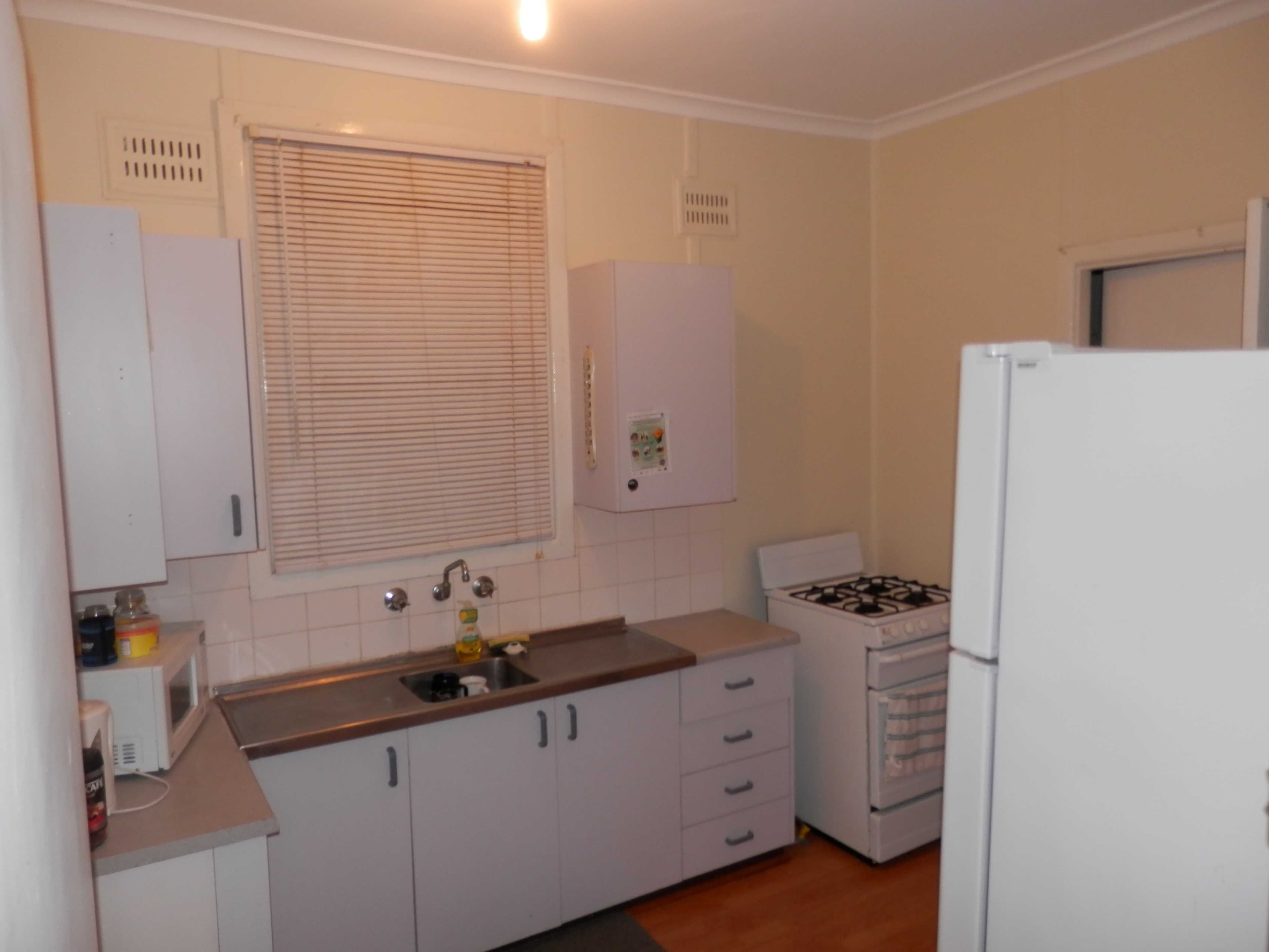 2 Charles Rigg Avenue, Parkes NSW 2870, Parkes - Thumbnail 2