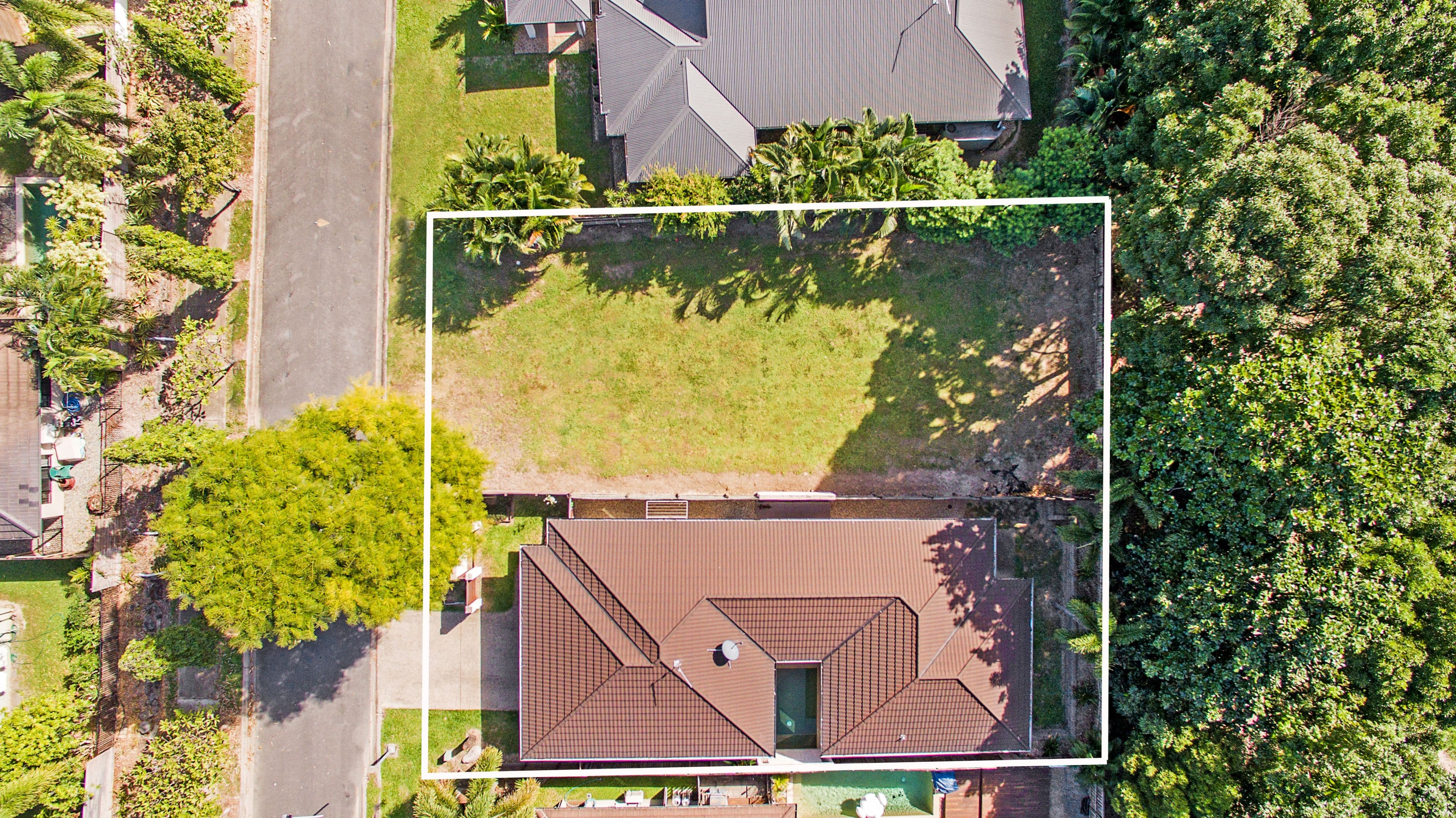 12 Michelia Street, Palm Cove QLD 4879, Palm Cove - Image 1
