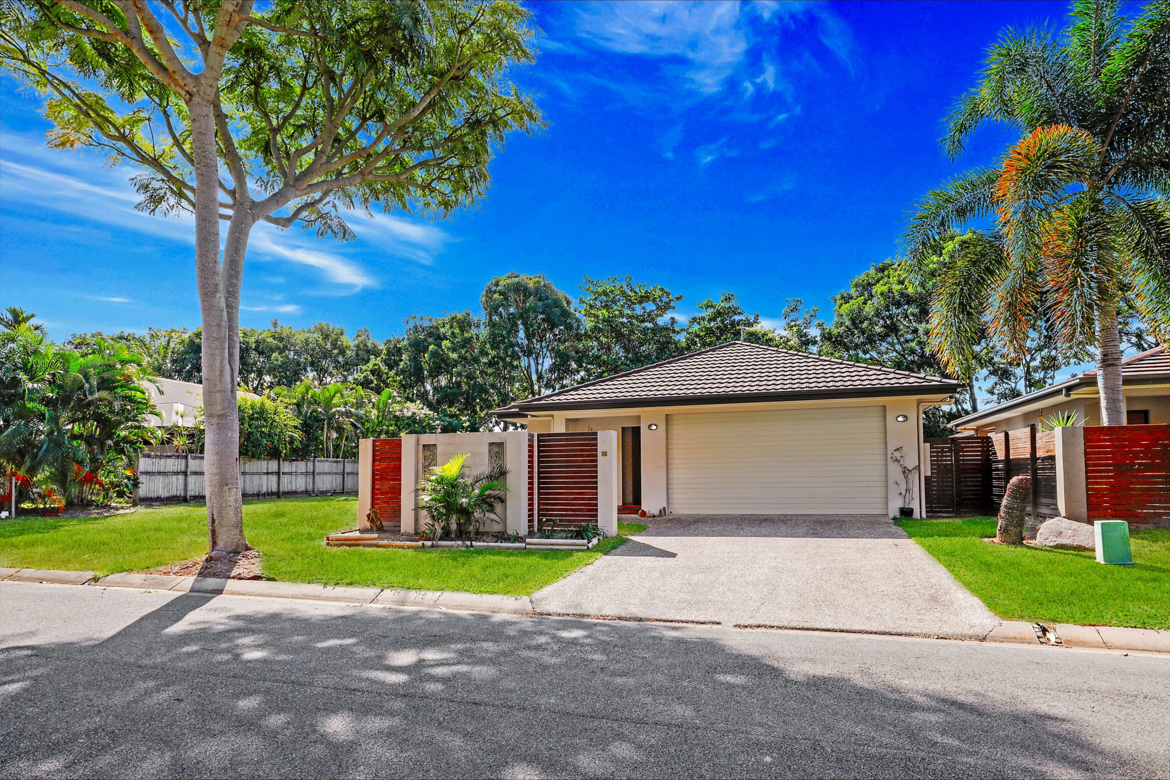 12 Michelia Street, Palm Cove QLD 4879, Palm Cove - Thumbnail 2